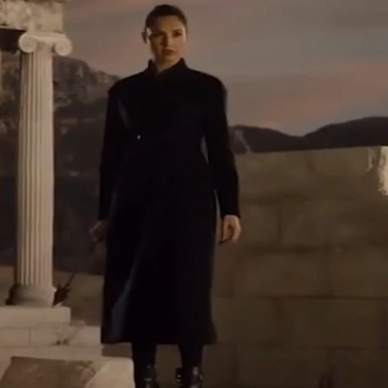 Zack Snyders Justice League 2021 Gal Gadot Black Coat