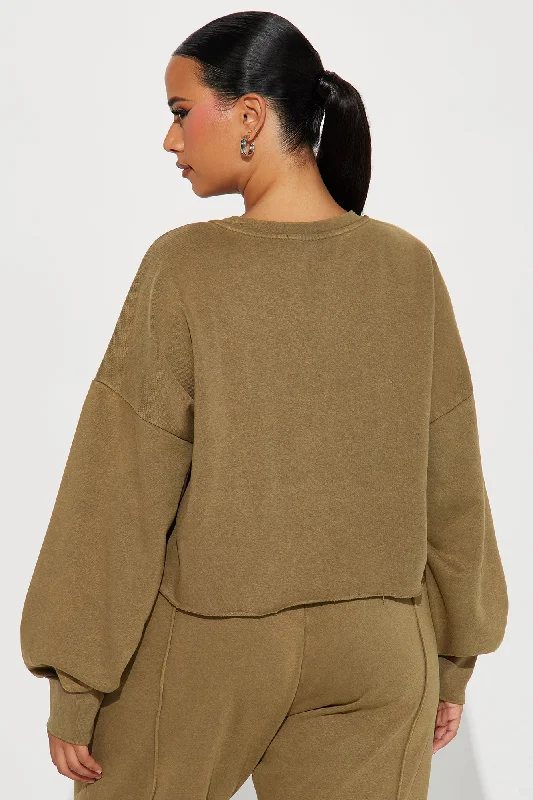 Chill Out Lounge Sweatshirt - Olive