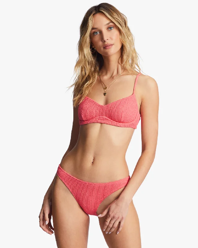 Summer High Kensley Underwire Bikini Top - Coral Crush