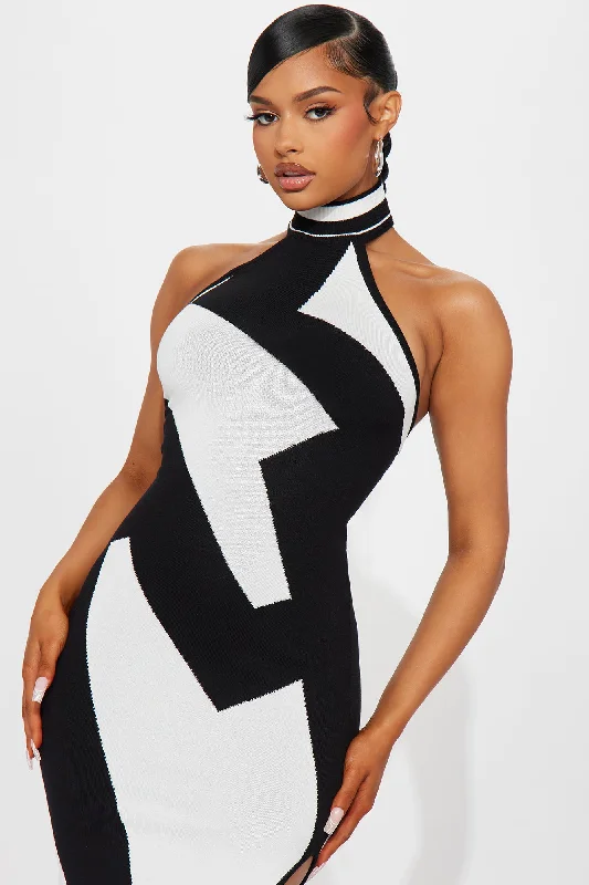 Abstract Halter Maxi Dress - Black/White