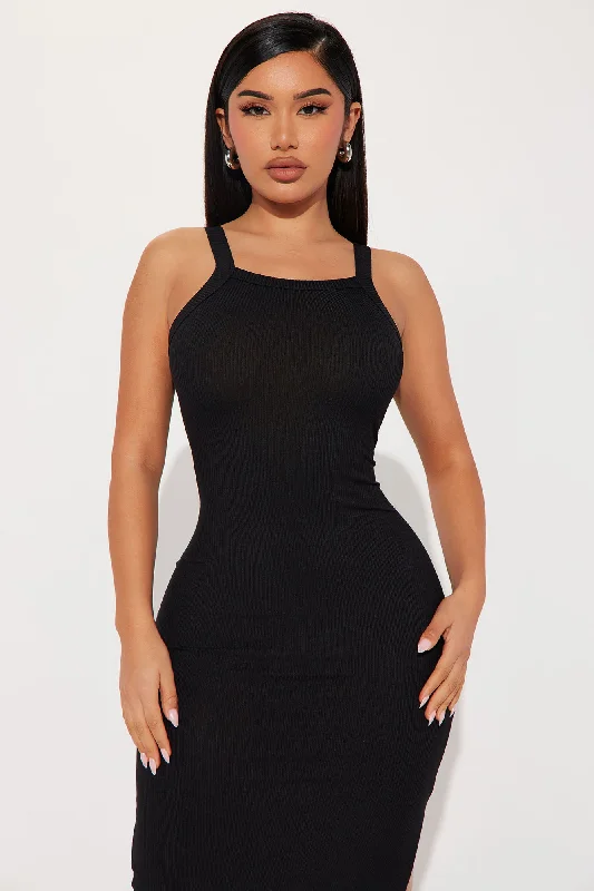 Meena Ribbed Maxi Dress - Black