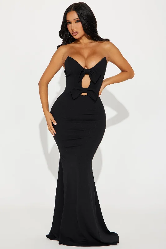 Noir Elegance Gown - Black