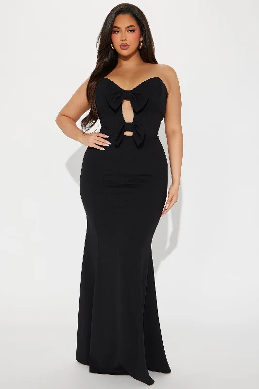 Noir Elegance Gown - Black