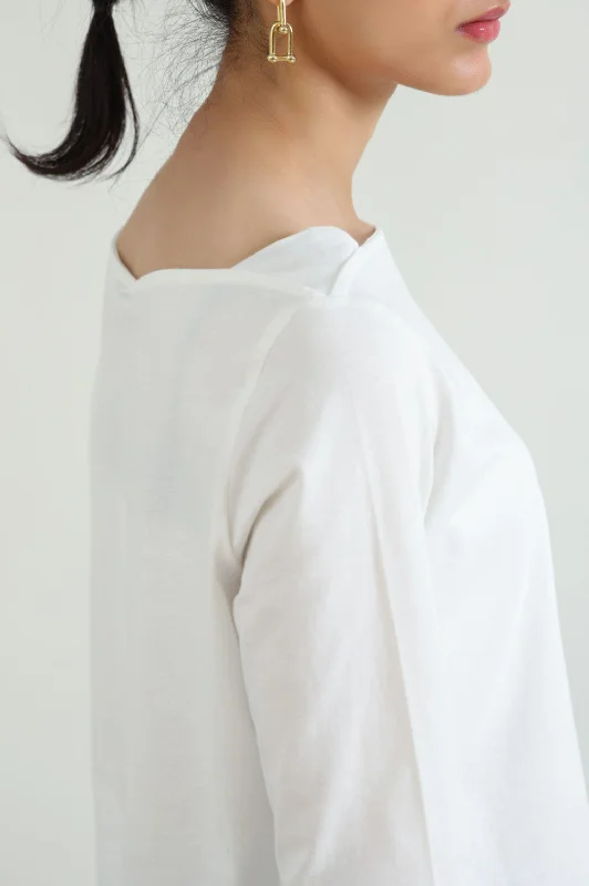 WIDE-NECK TEE